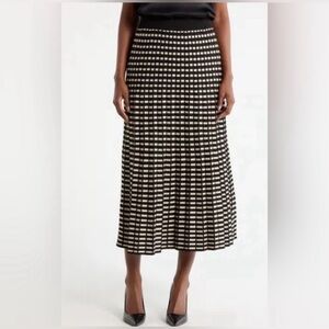 Max Studio Maxi Skirt- NWT- On the go or in the office this skirt is Perfect
